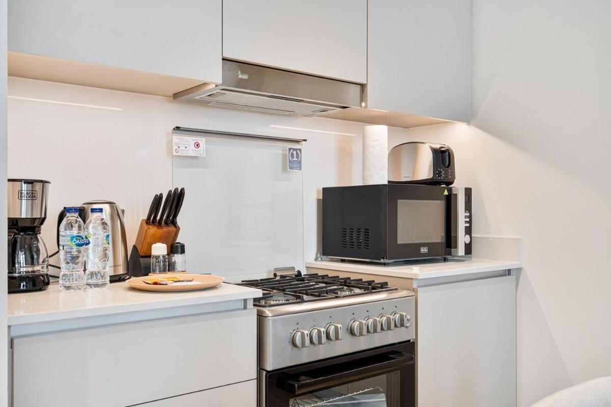 Elegant 1br With Pool, Gym Access And Kid's Play Area Dubai