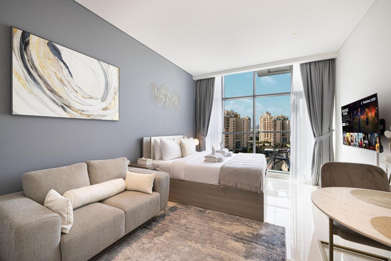 Seven Palm With Private Access And Infinity Pool Dubai