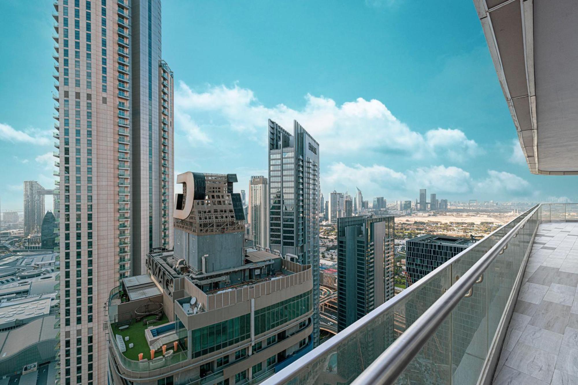 Luxe 6br Penthouse With Burj View & Private Cinema