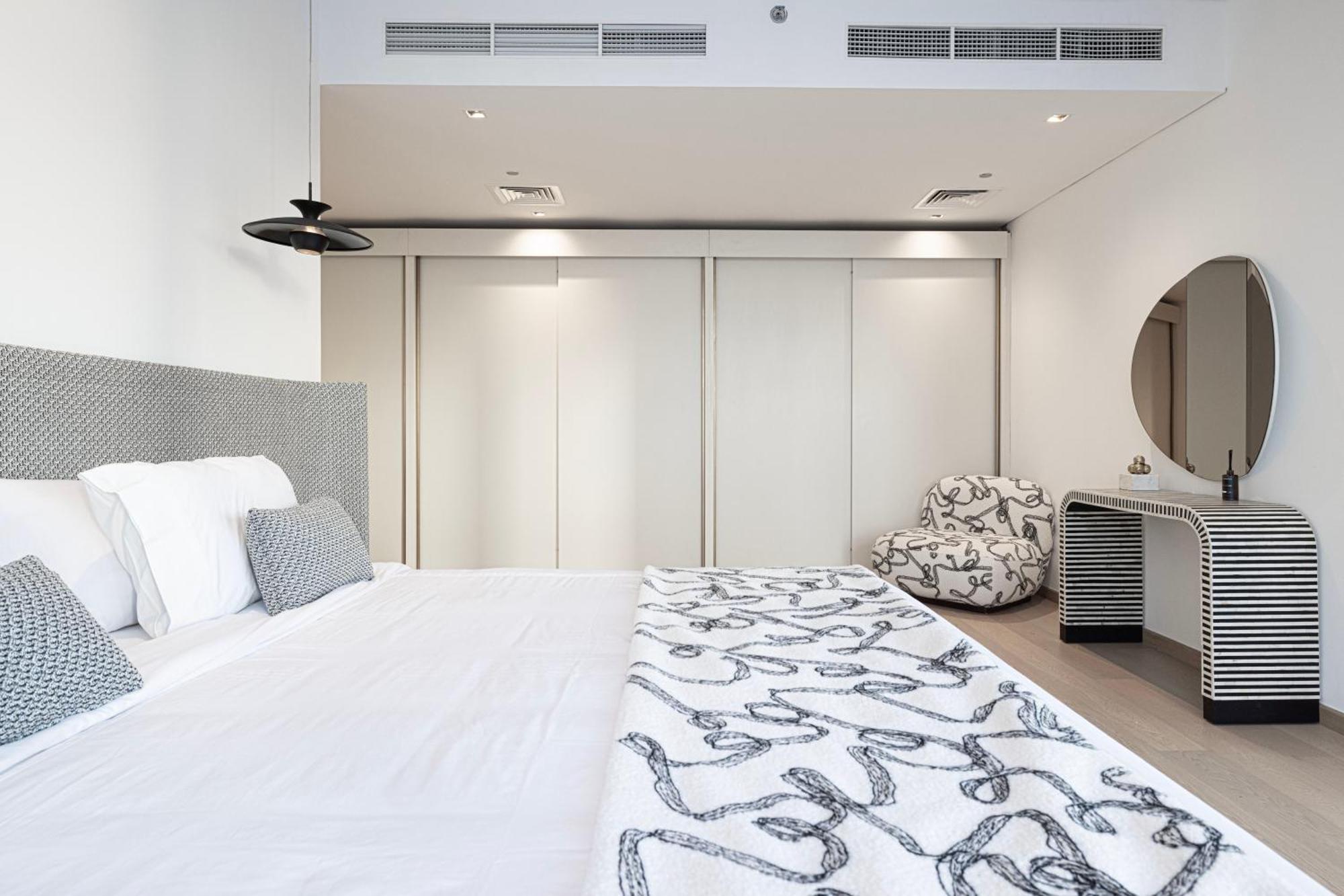 Luxe 6br Penthouse With Burj View & Private Cinema Apartment