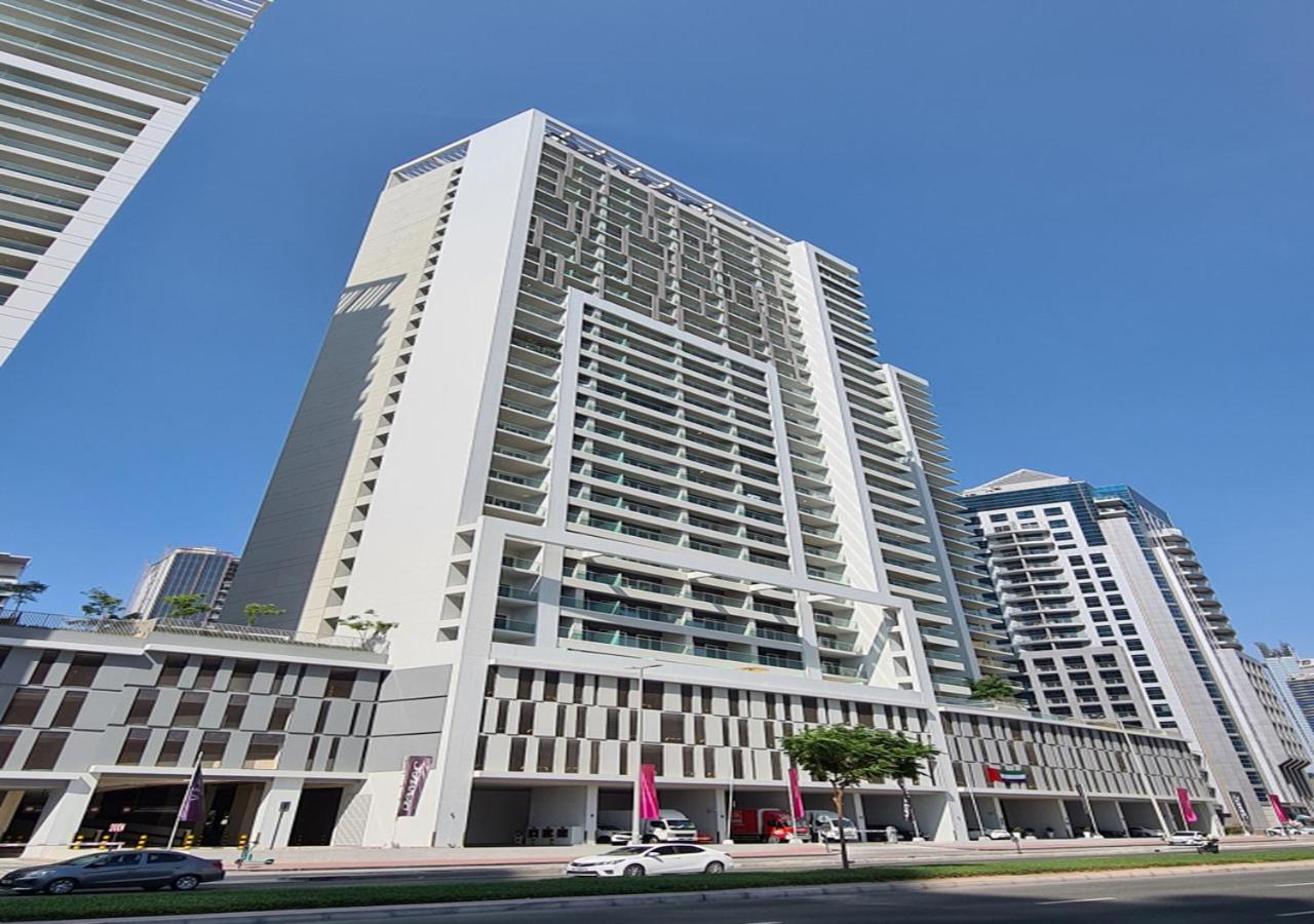 Keyrock Living - 1br Luxury With View At Reva Apartment *