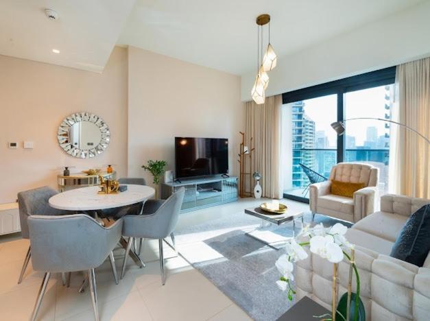 Apartamento Act One Tower Near Burj Khalifa,dubai Mall *