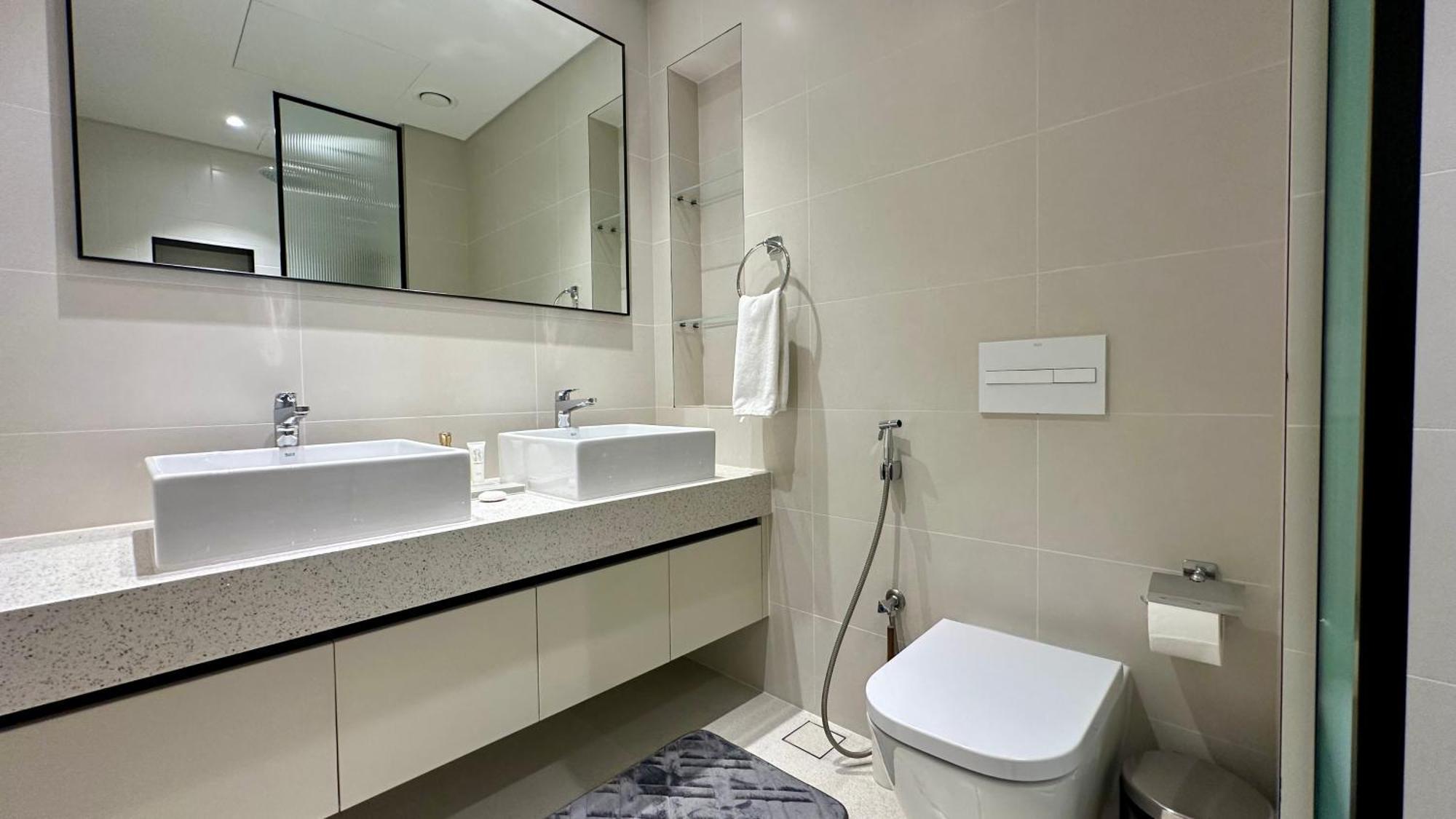 Apartment Luxury Beachfront In Marina Vista Tower 2 By Bhavan *