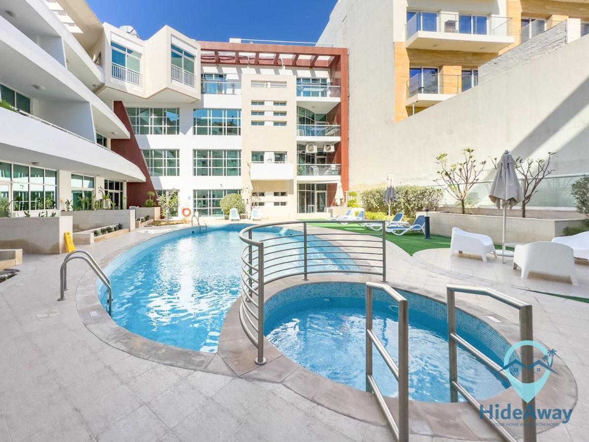 1br Unique Design Sleeps 4 Jvc * Dubai