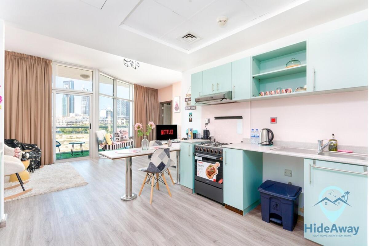 Apartment 1br Unique Design Sleeps 4 Jvc Dubai