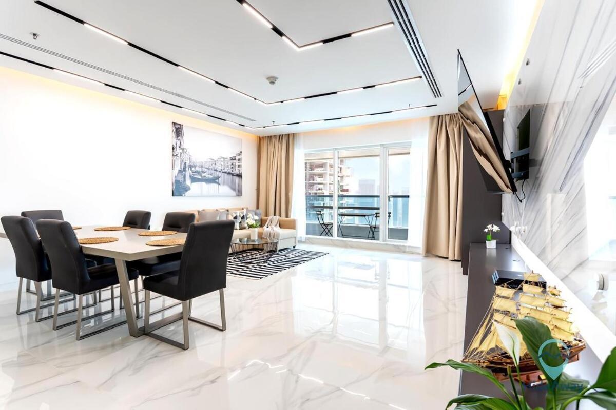 Bright Modern 1br Heart Of Jlt Skyline Views