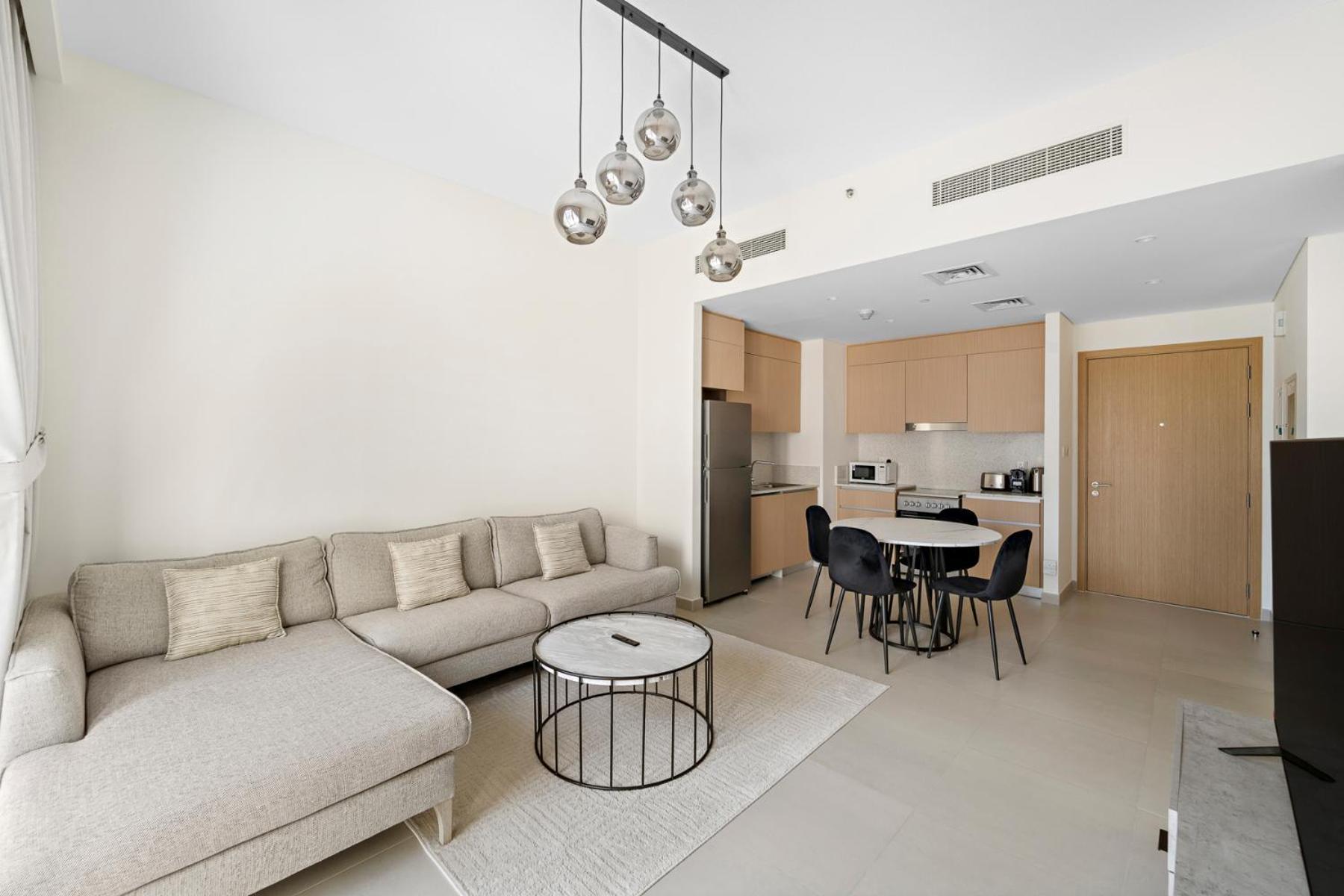 1br Summer 4 Direct Access