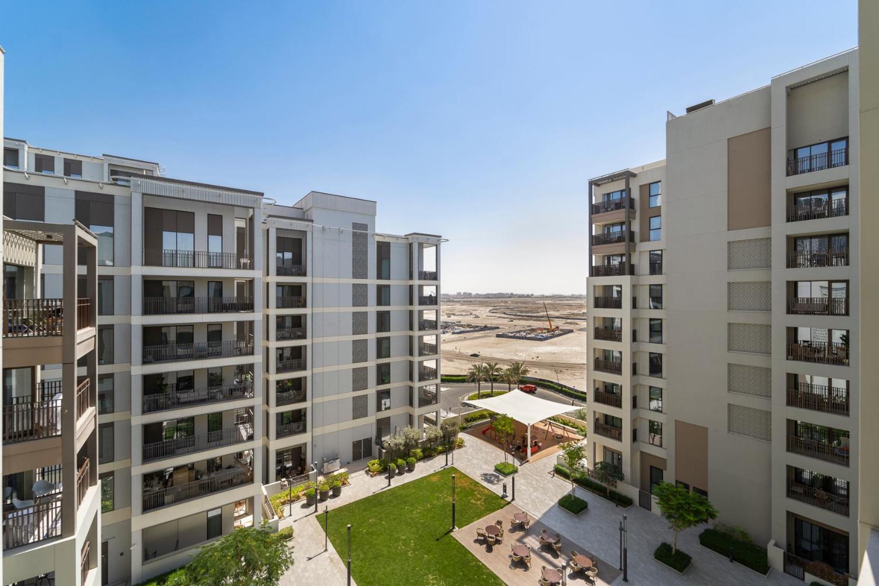 Apartment 1br Summer 4 Direct Access Dubai