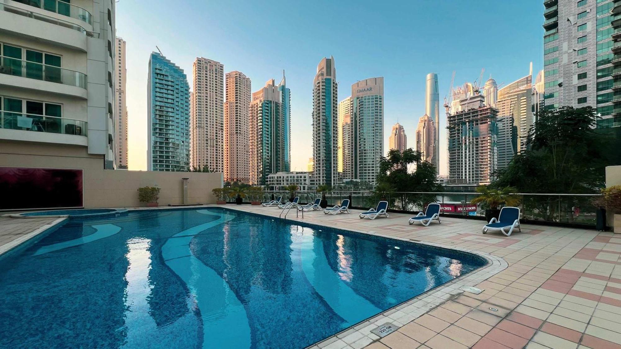 1br House Vibes In Prime Marina Location *