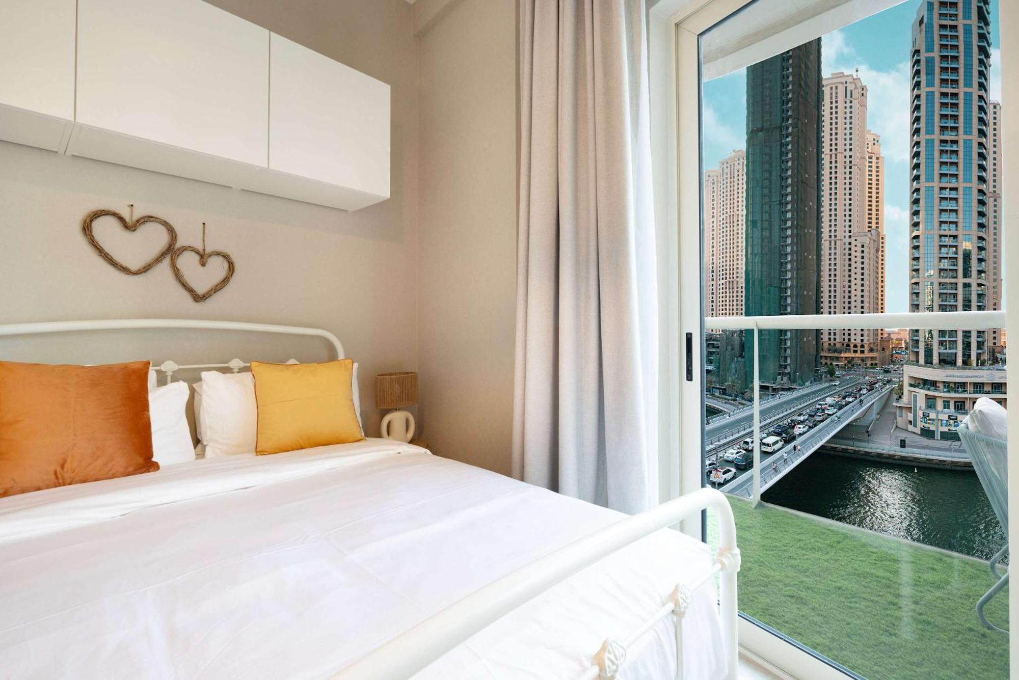 1br House Vibes In Prime Marina Location Apartment Dubai