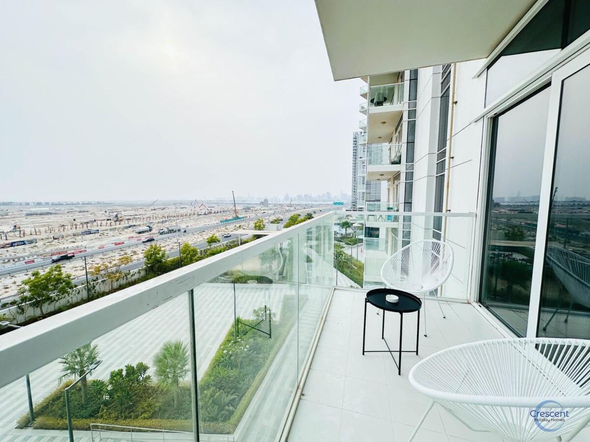 Luxurious In Damac Hills Apartment *