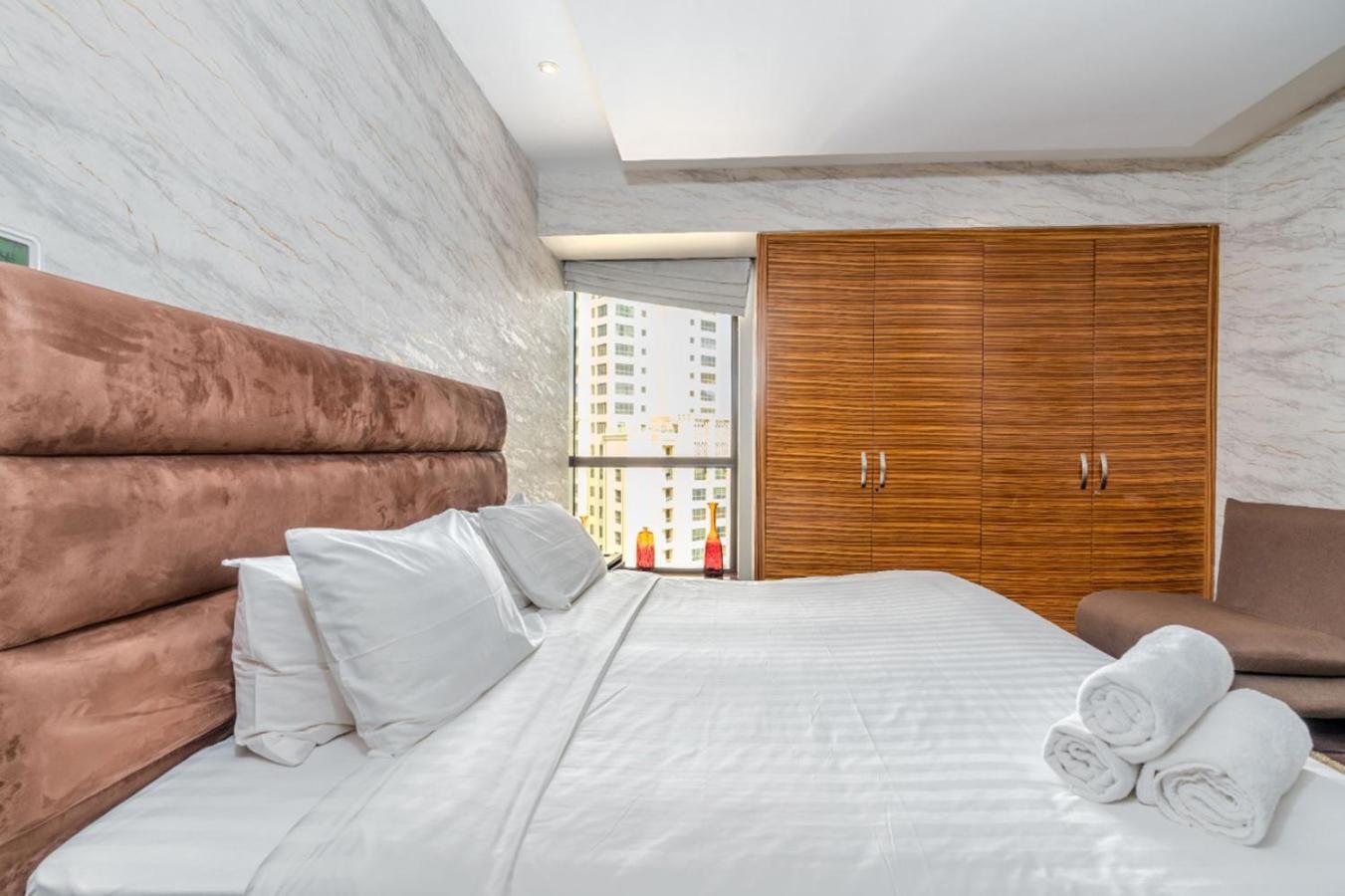 Artistic Penthouse With Amazing Jbr And Sea View Apartment *