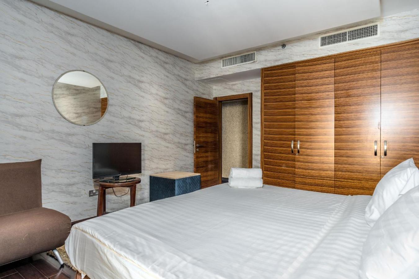 Apartment Artistic Penthouse With Amazing Jbr And Sea View *