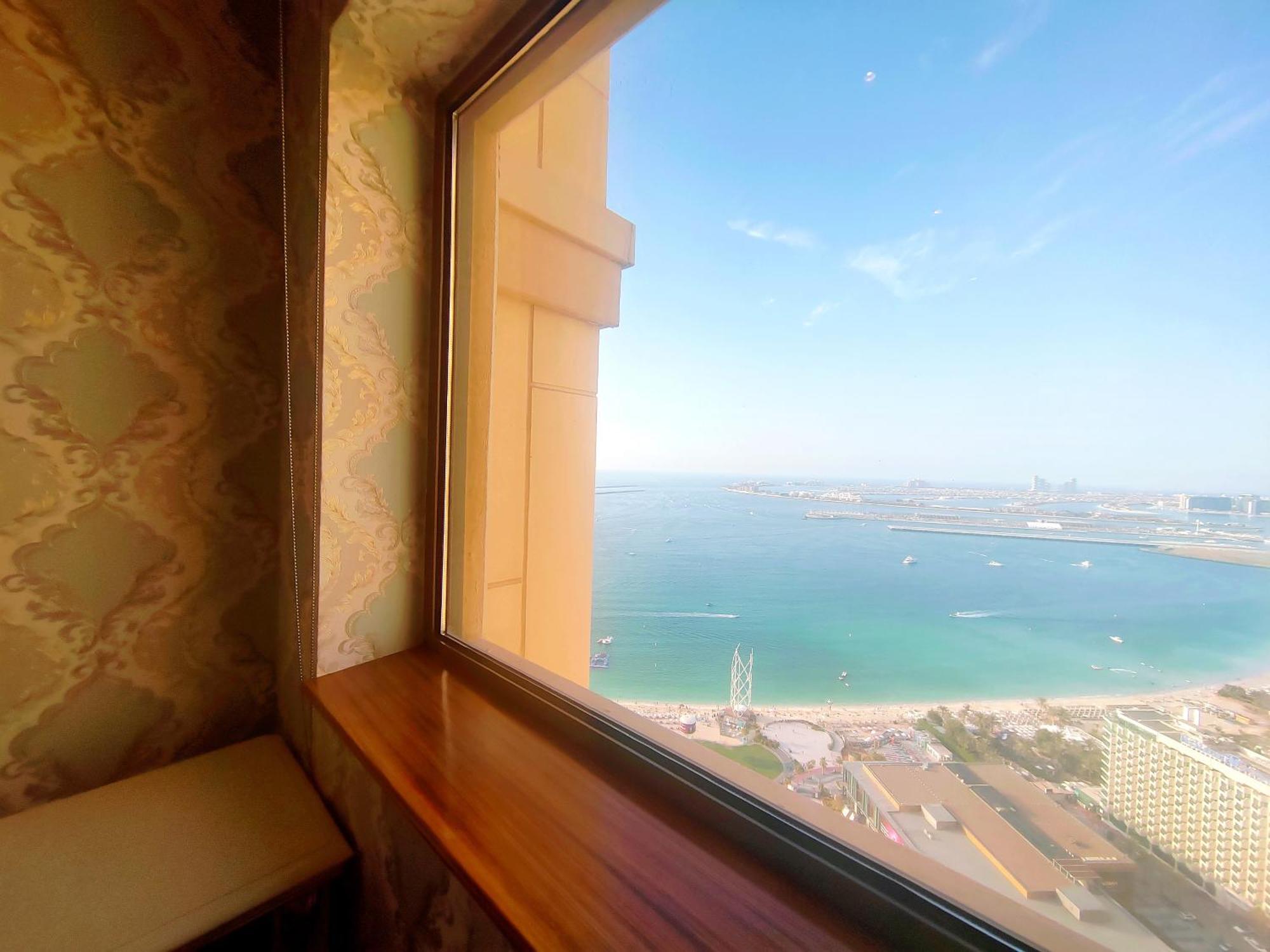 Artistic Penthouse With Amazing Jbr And Sea View Apartment *