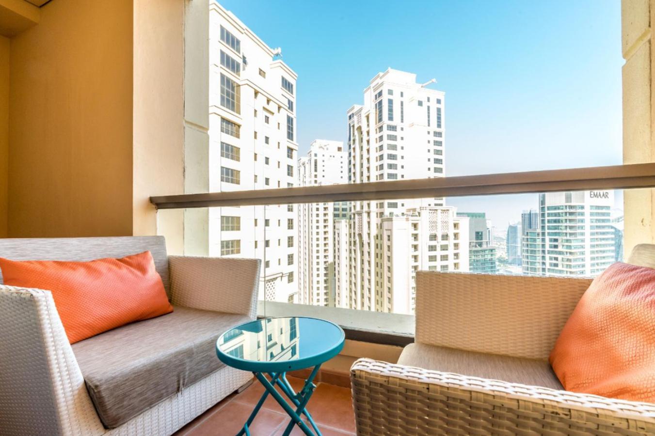 Artistic Penthouse With Amazing Jbr And Sea View