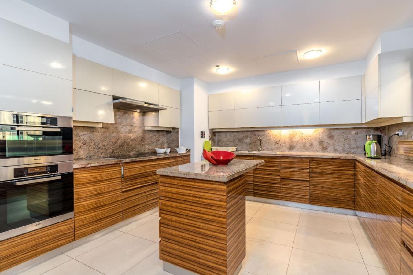 Apartment Artistic Penthouse With Amazing Jbr And Sea View Dubai