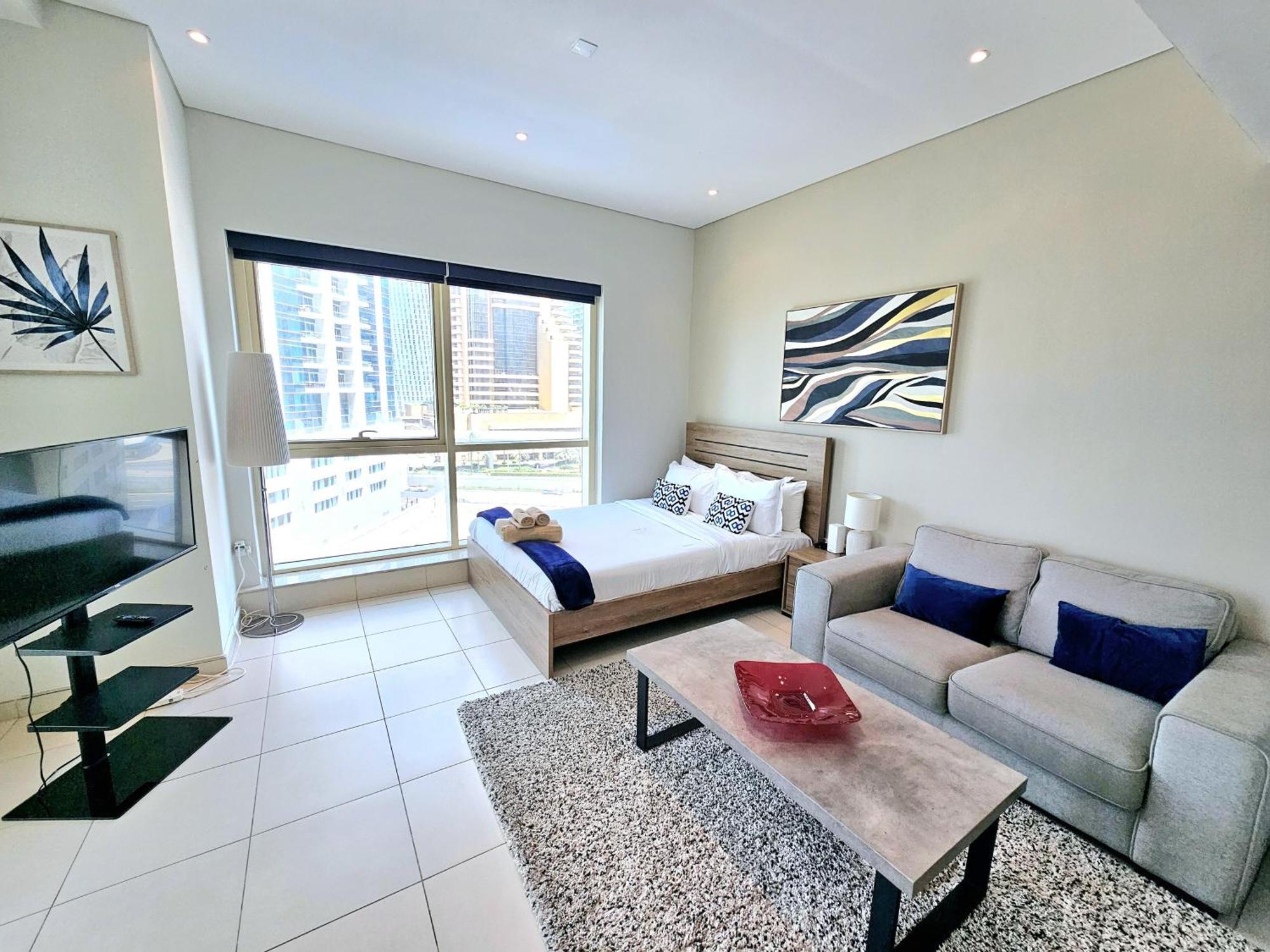 Sunrise Homes - Near Jbr With Huge Balcony - Harbour Views Apartment Dubai