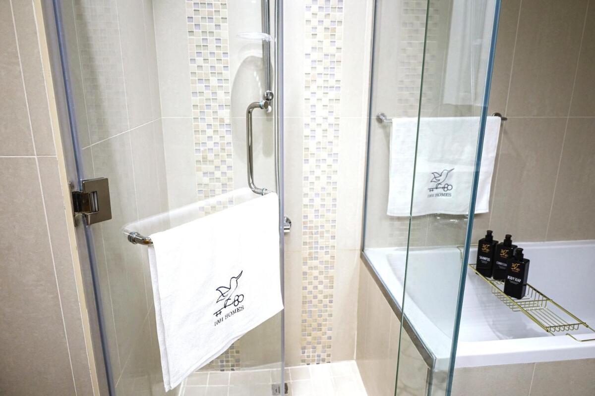 Full Burj Khalifa View Luxury In Downtown Apartment *
