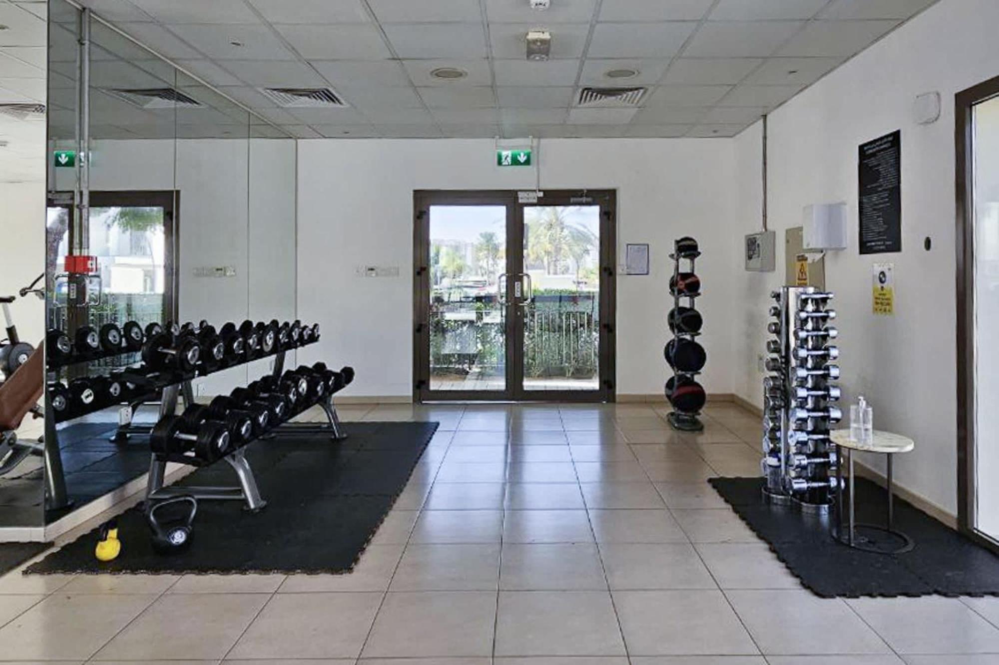 Villa Elegant Escape Perfect For Families Dubai