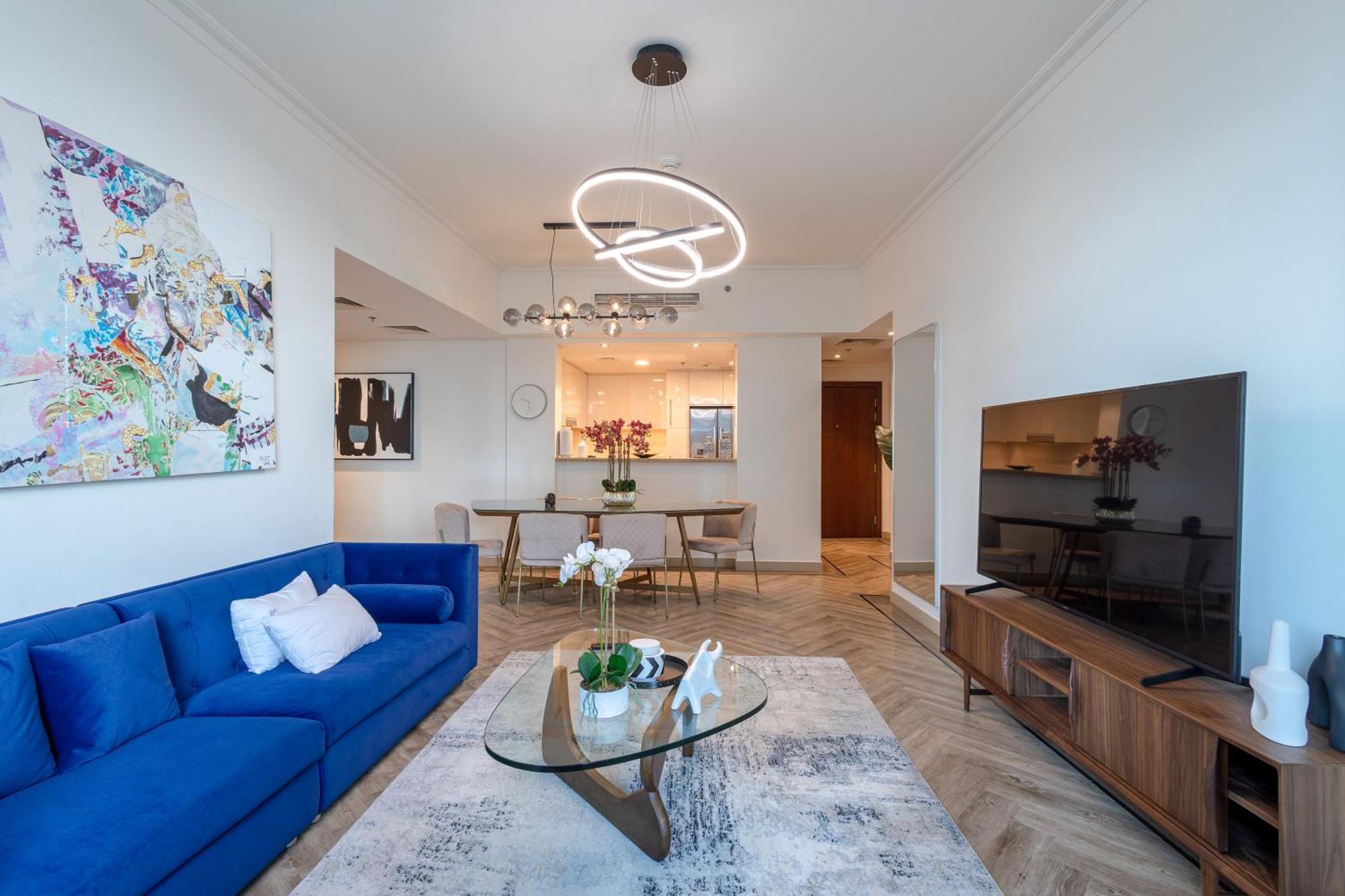 Burj Vista Luxury 2br ,full Burj Khalifa View ,direct Mall & Metro Access