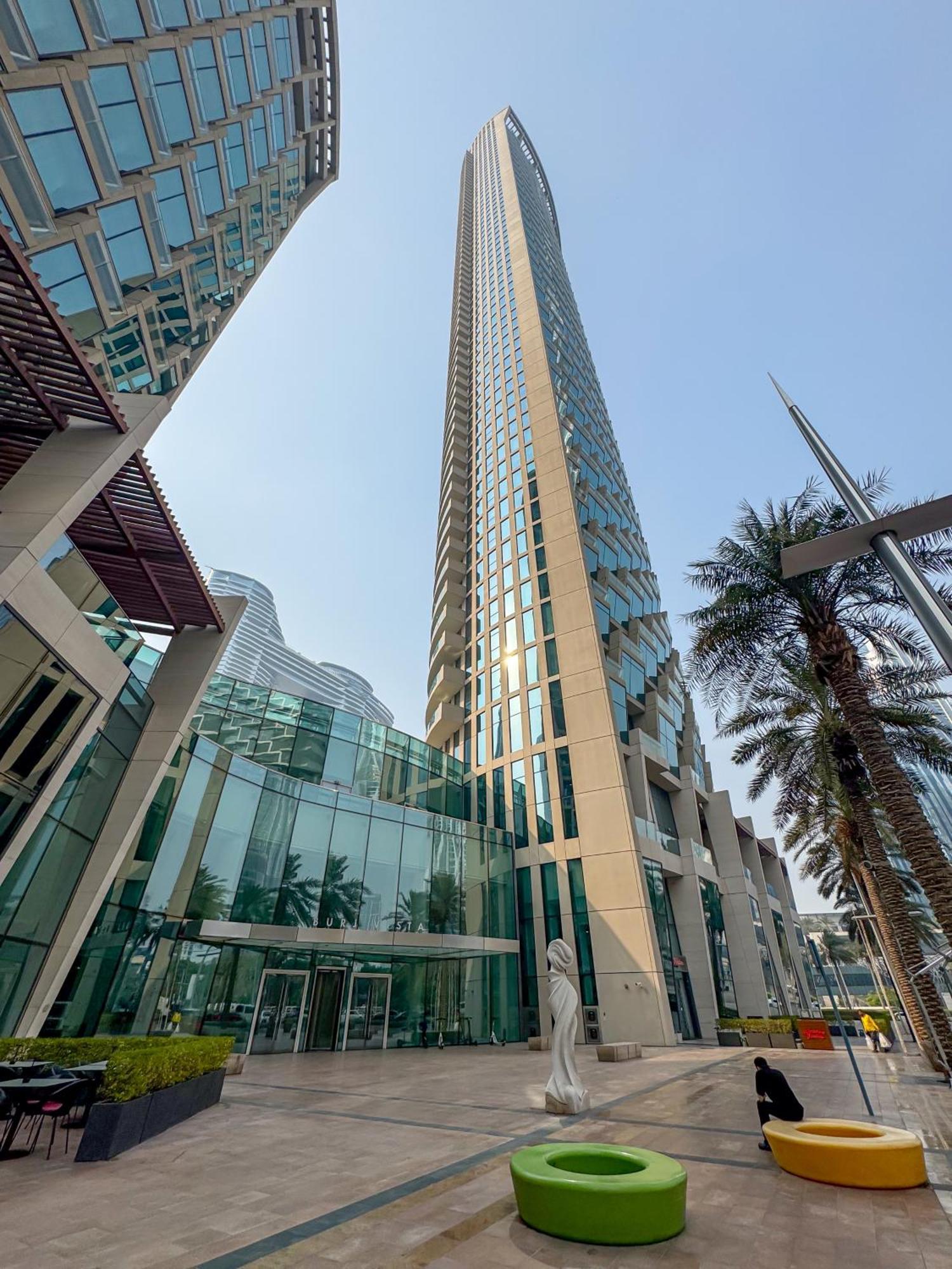 Burj Vista Luxury 2br ,full Burj Khalifa View ,direct Mall & Metro Access Apartment Dubai