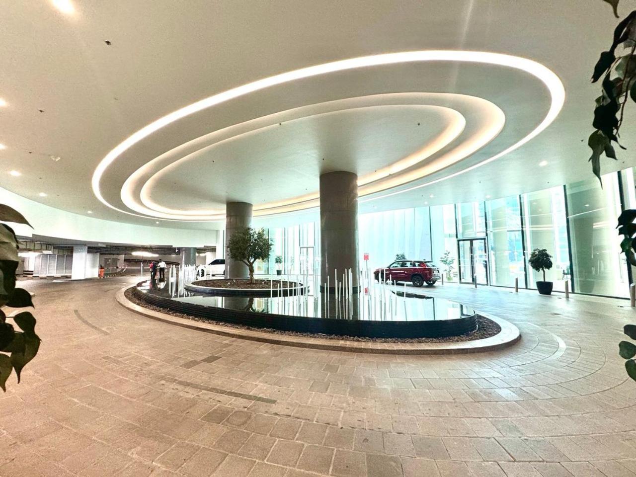 Apartment Burj Vista Luxury 2br ,full Burj Khalifa View ,direct Mall & Metro Access *