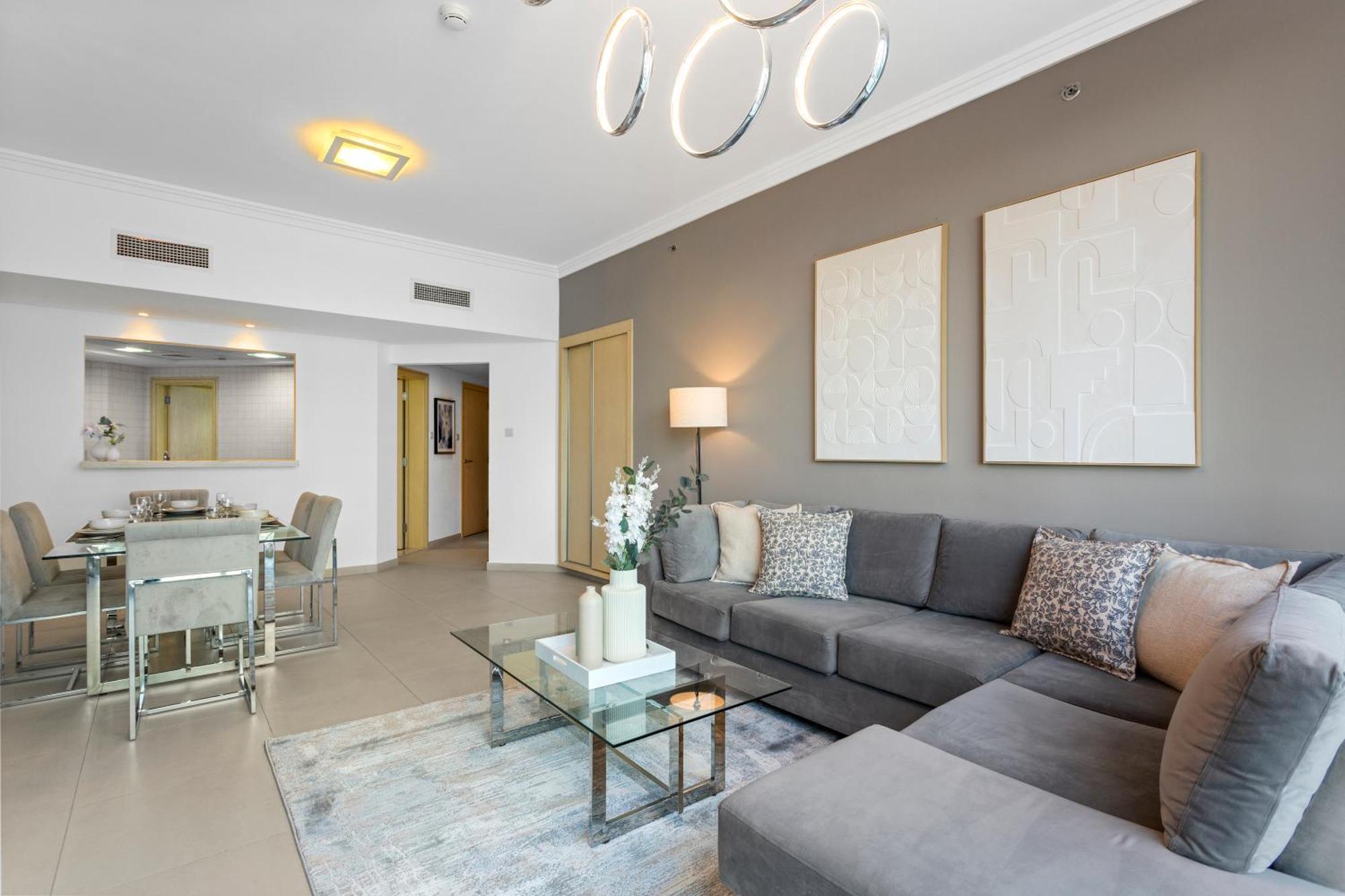 Apartment Serene 2-bedroom Escape With Sea Steps Away In Jbr