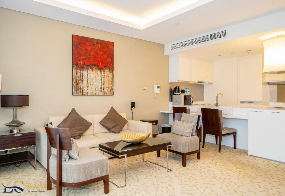 1br At The Address Mall Apartment *
