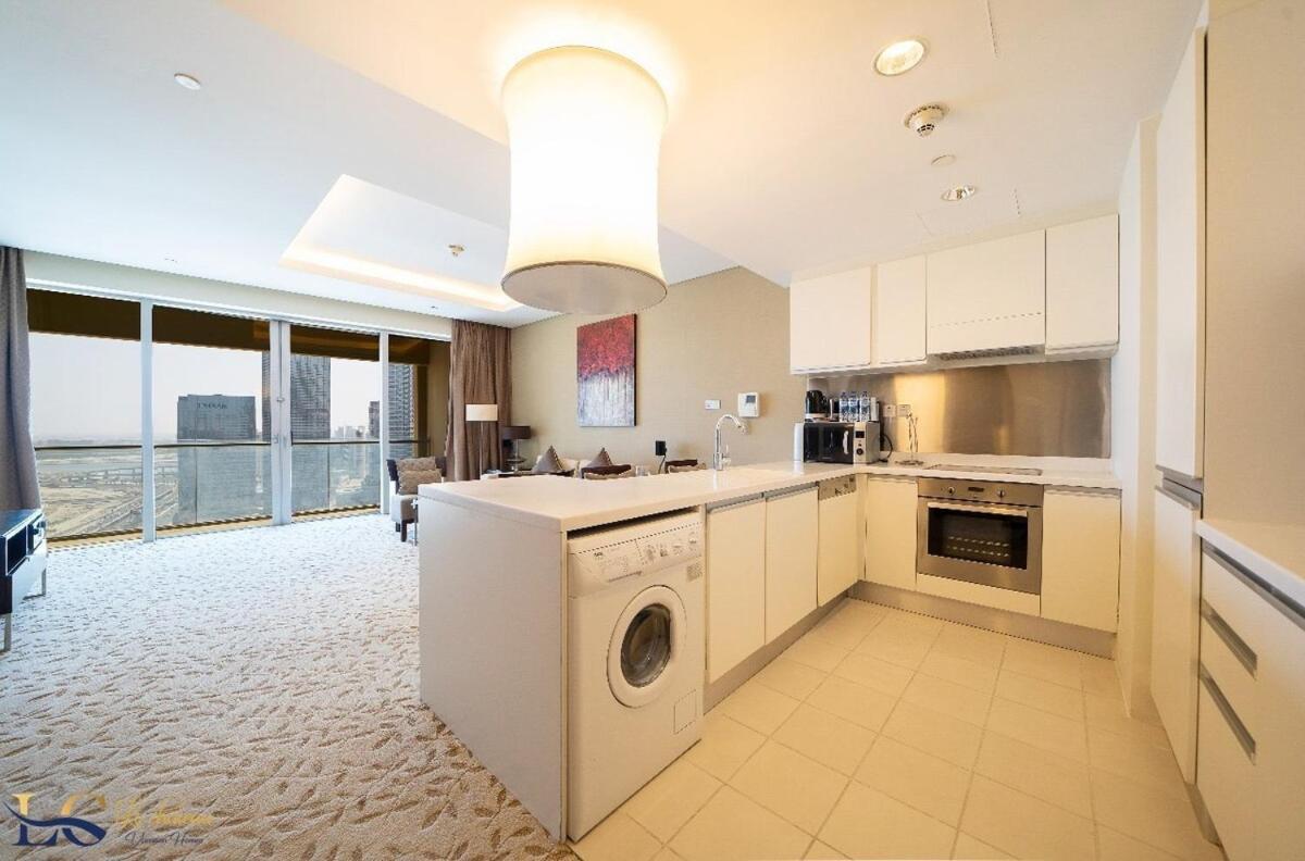 Apartment 1br At The Address Mall Dubai