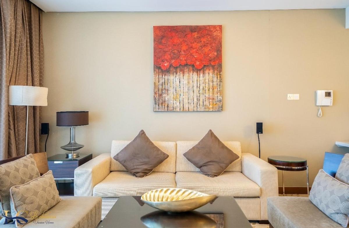 1br At The Address Mall