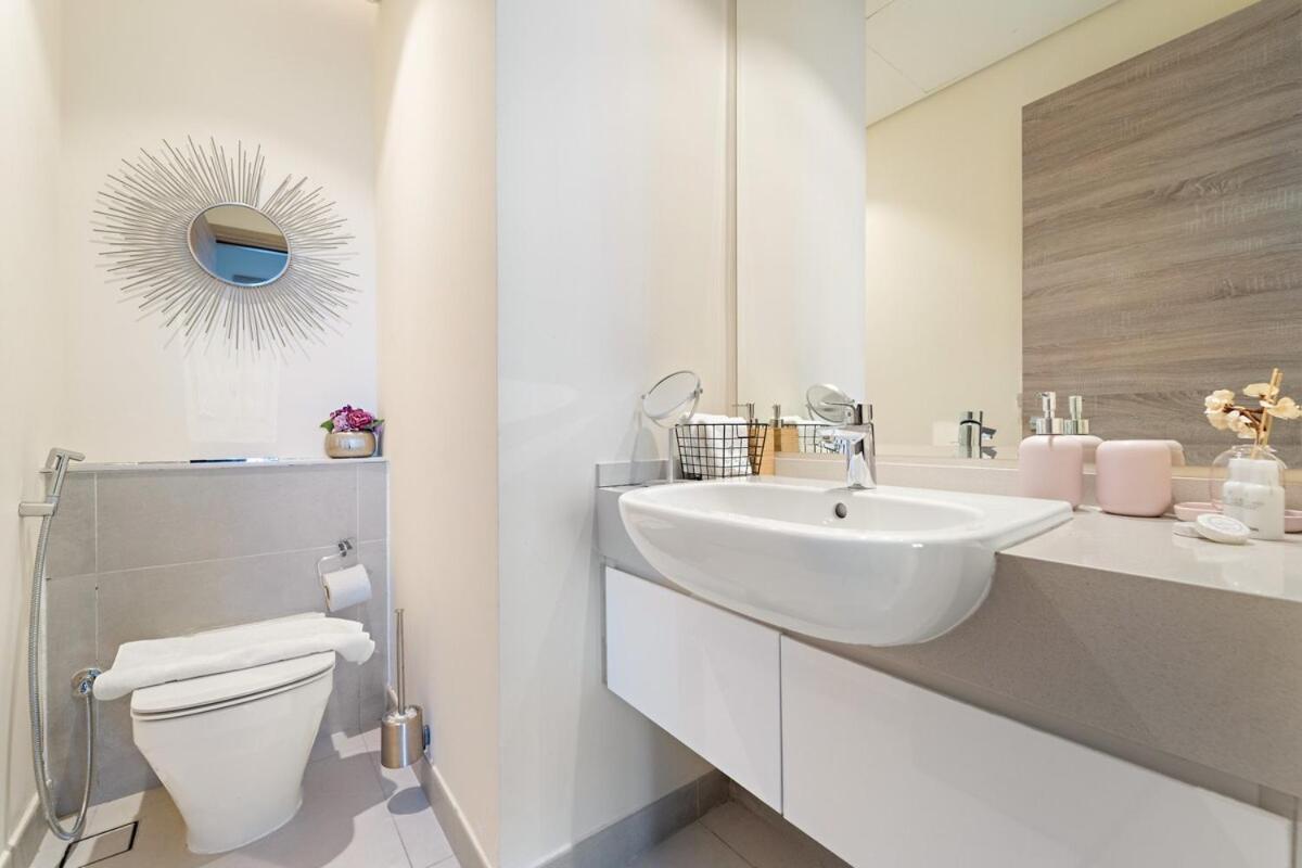 First Class 1br Elegant Marina Hideaway *