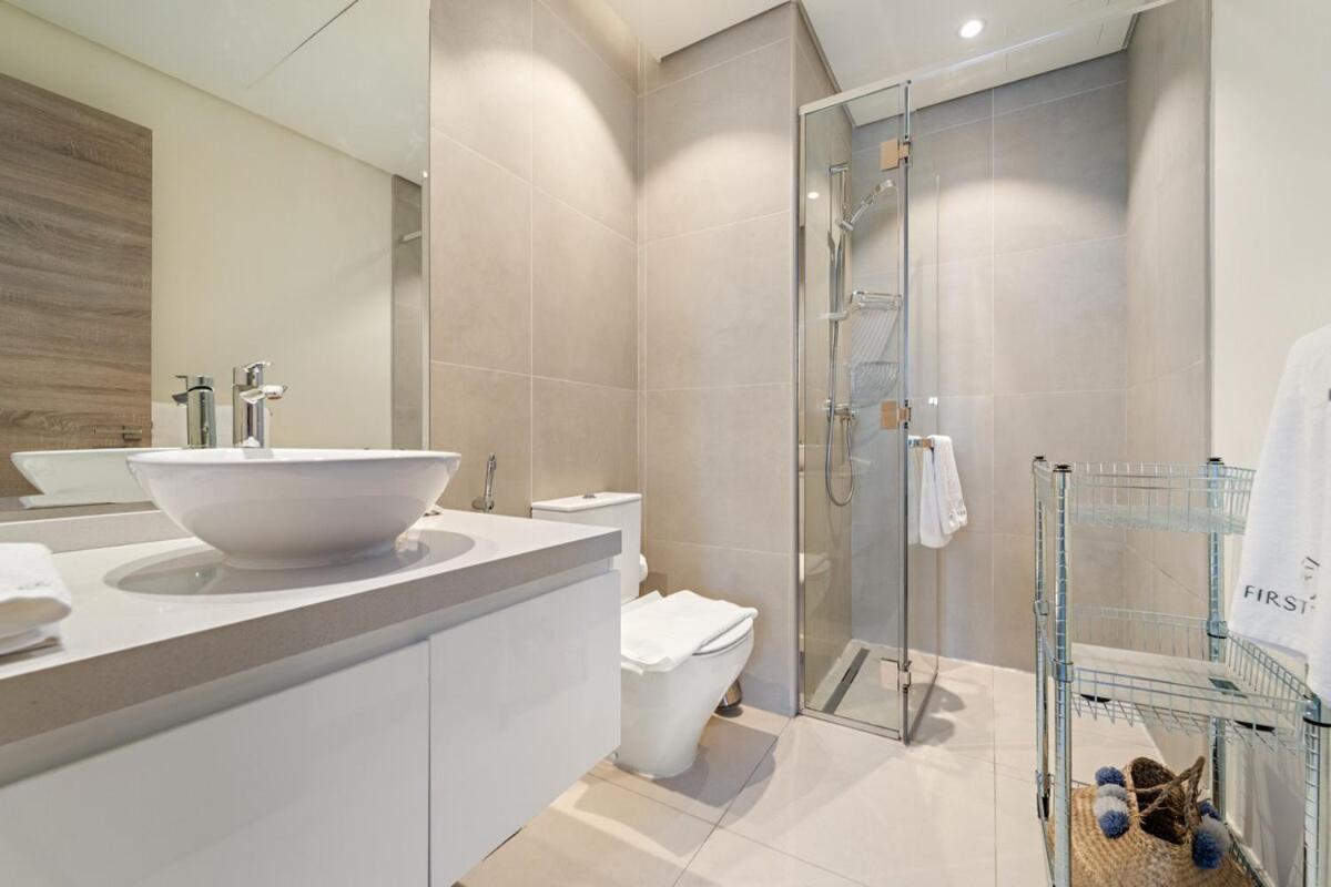 First Class 1br Elegant Marina Hideaway