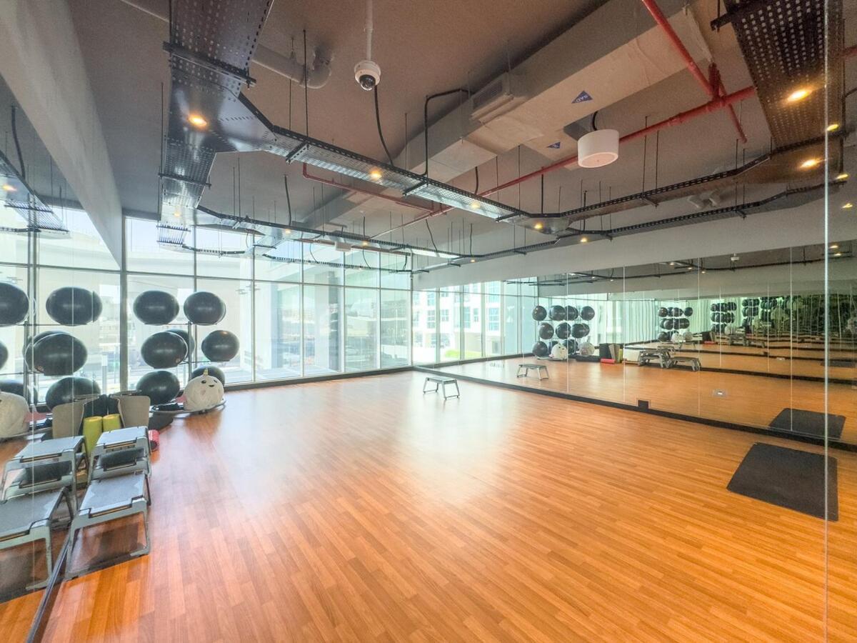 Apartment First Class 1br Elegant Marina Hideaway Dubai