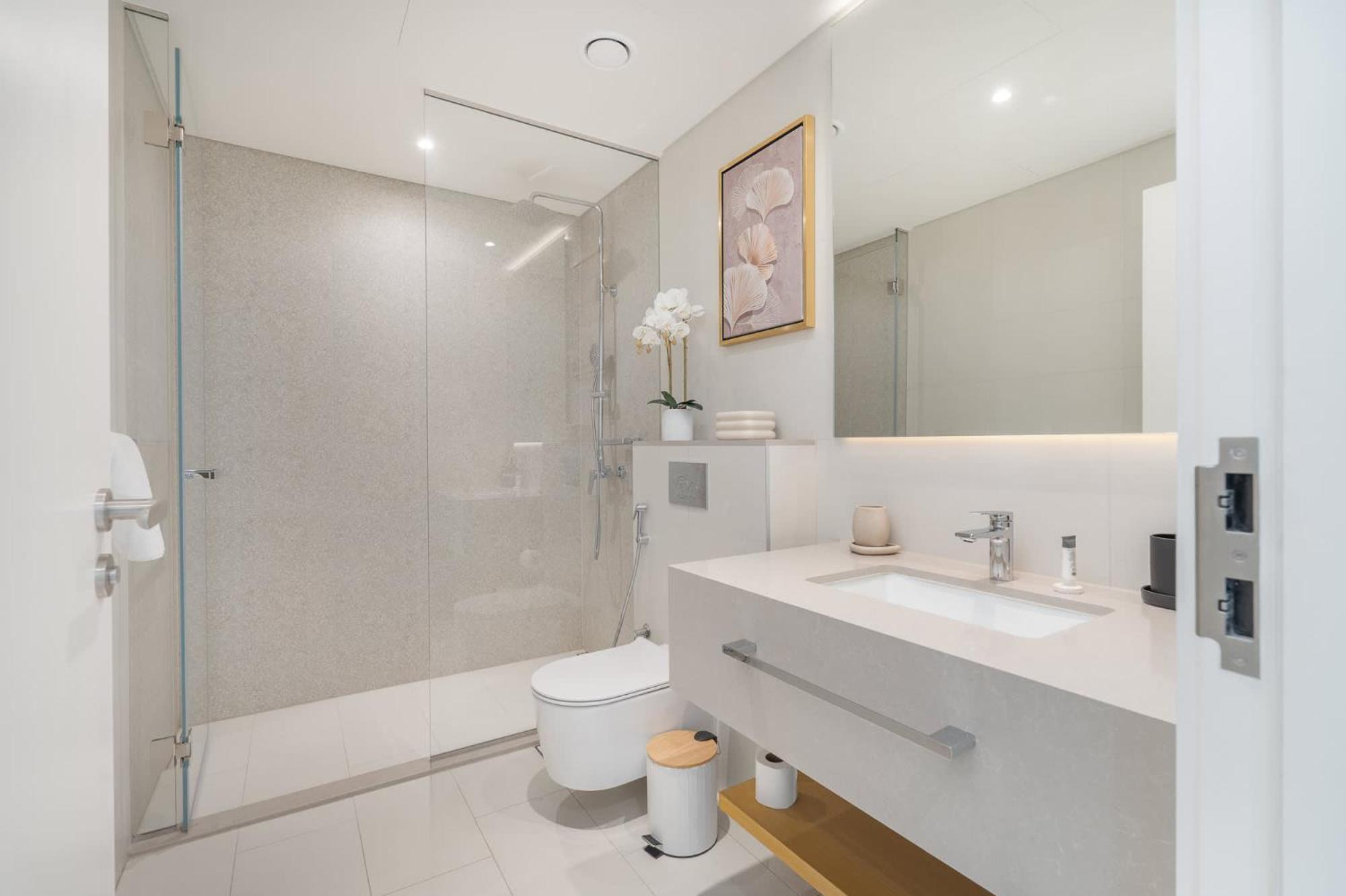 Apartment Situated On The Famous Jbr With Direct Access Dubai