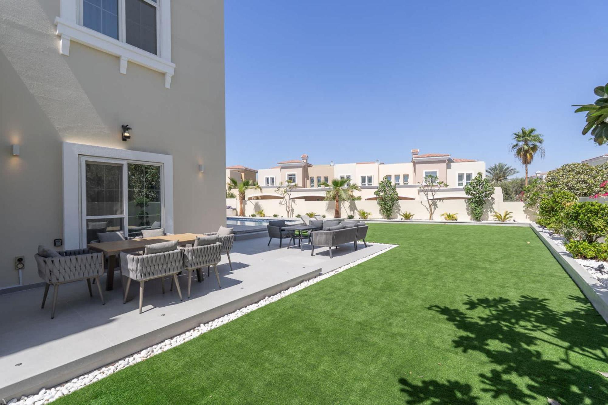 Luxury 4br Villa-al Reem 3-perfect Family Getaway Dubai