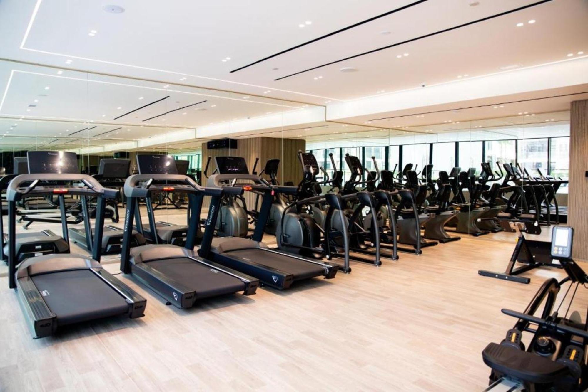 Fam Living Cozy Urban At Jvc With Quick Access To Miracle Garden Apartment Dubai