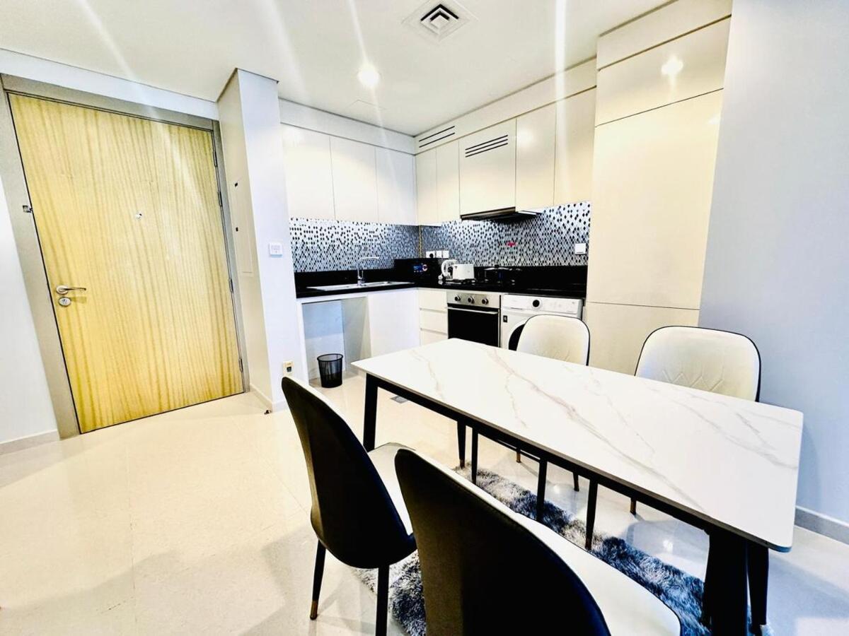 Modern 2br In Aykon Tower C