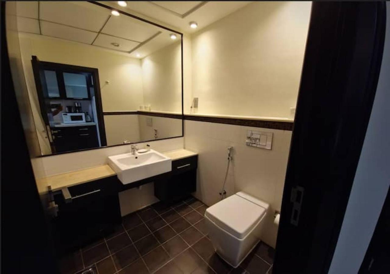 Apartment Well Located On 9 Floor Sky View Tower Dubai