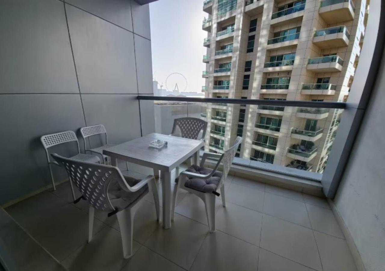 Well Located On 9 Floor Sky View Tower Apartment Dubai