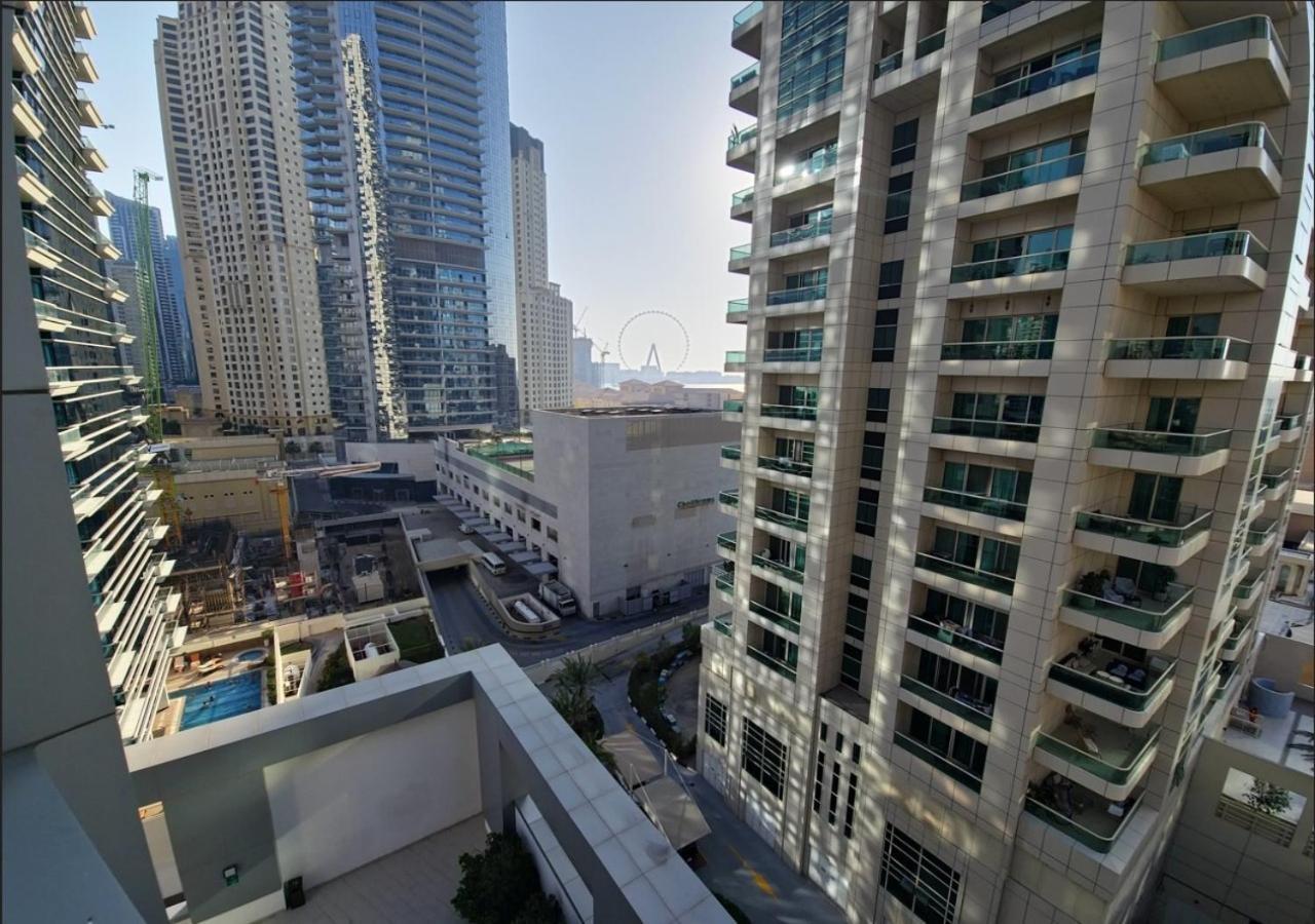 Apartment Well Located On 9 Floor Sky View Tower