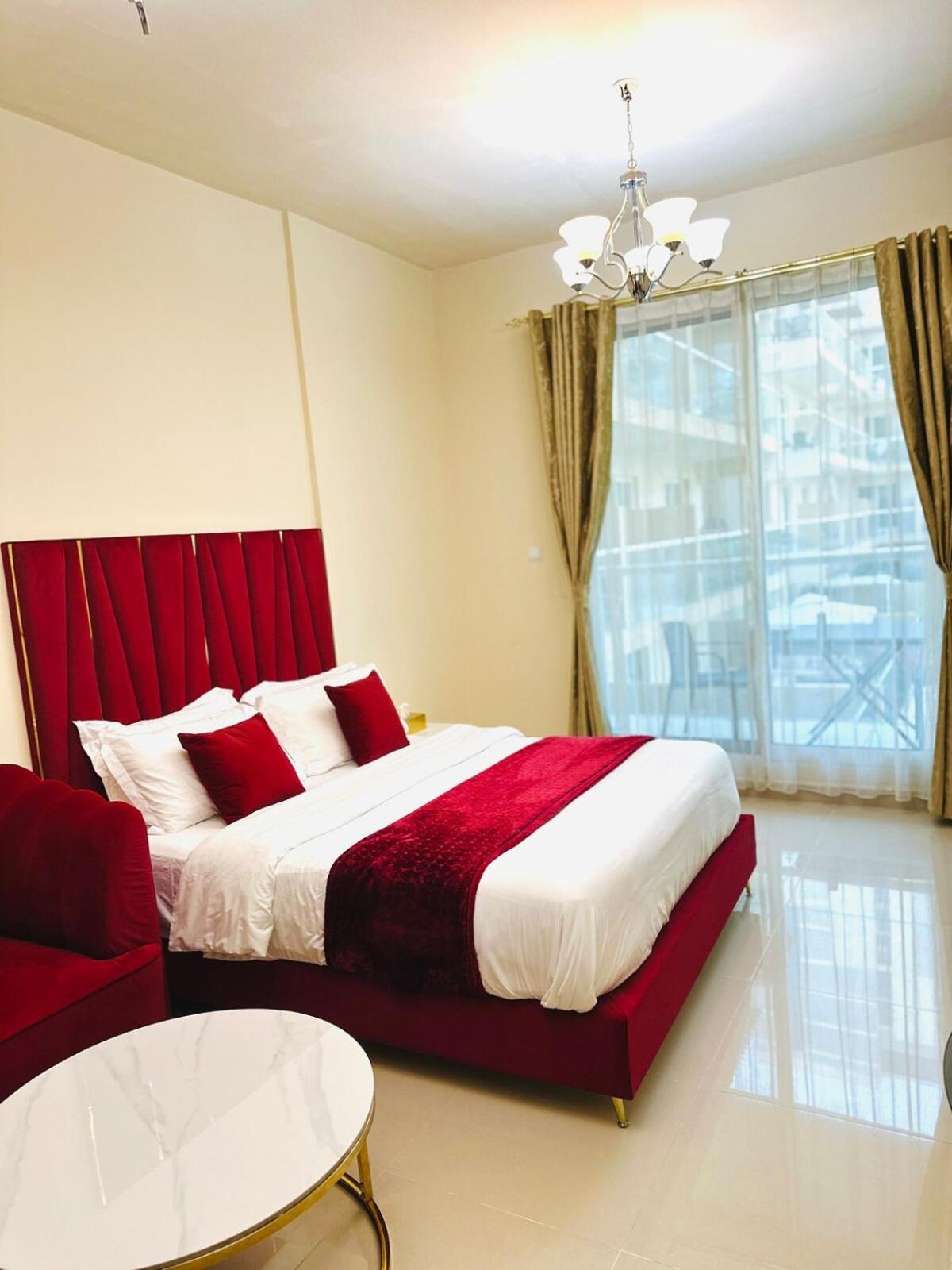 Comfy In Jvc Great Location Fast Wi-fi