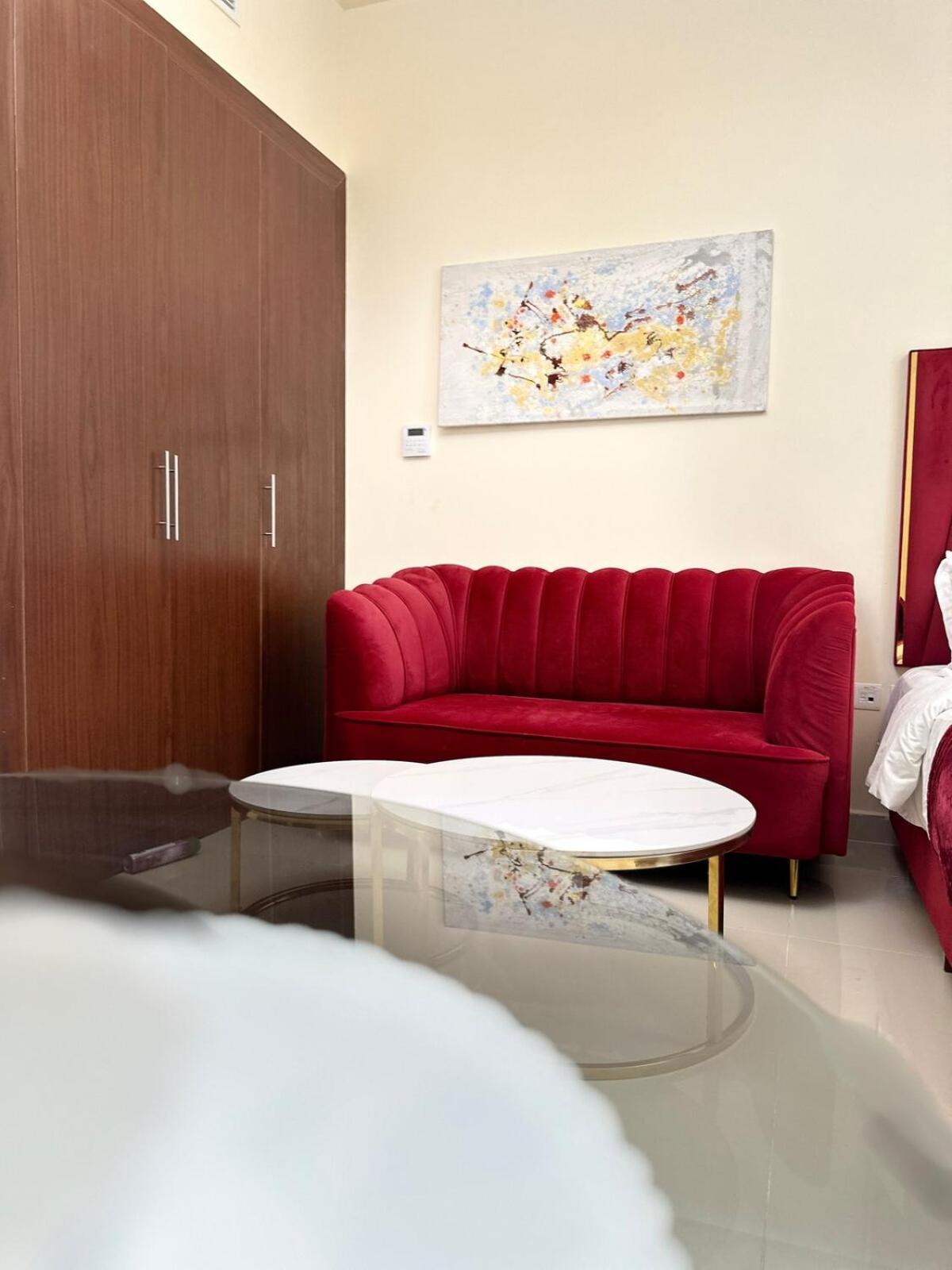 Comfy In Jvc Great Location Fast Wi-fi