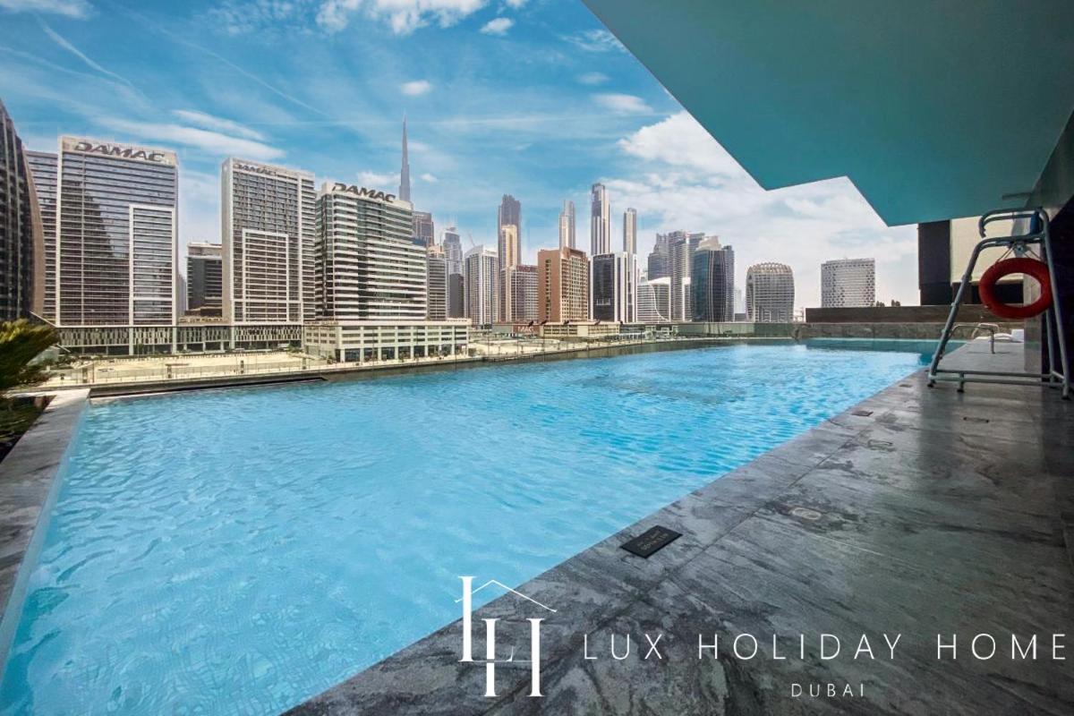 Lux The Modern Binghatti Canal 2