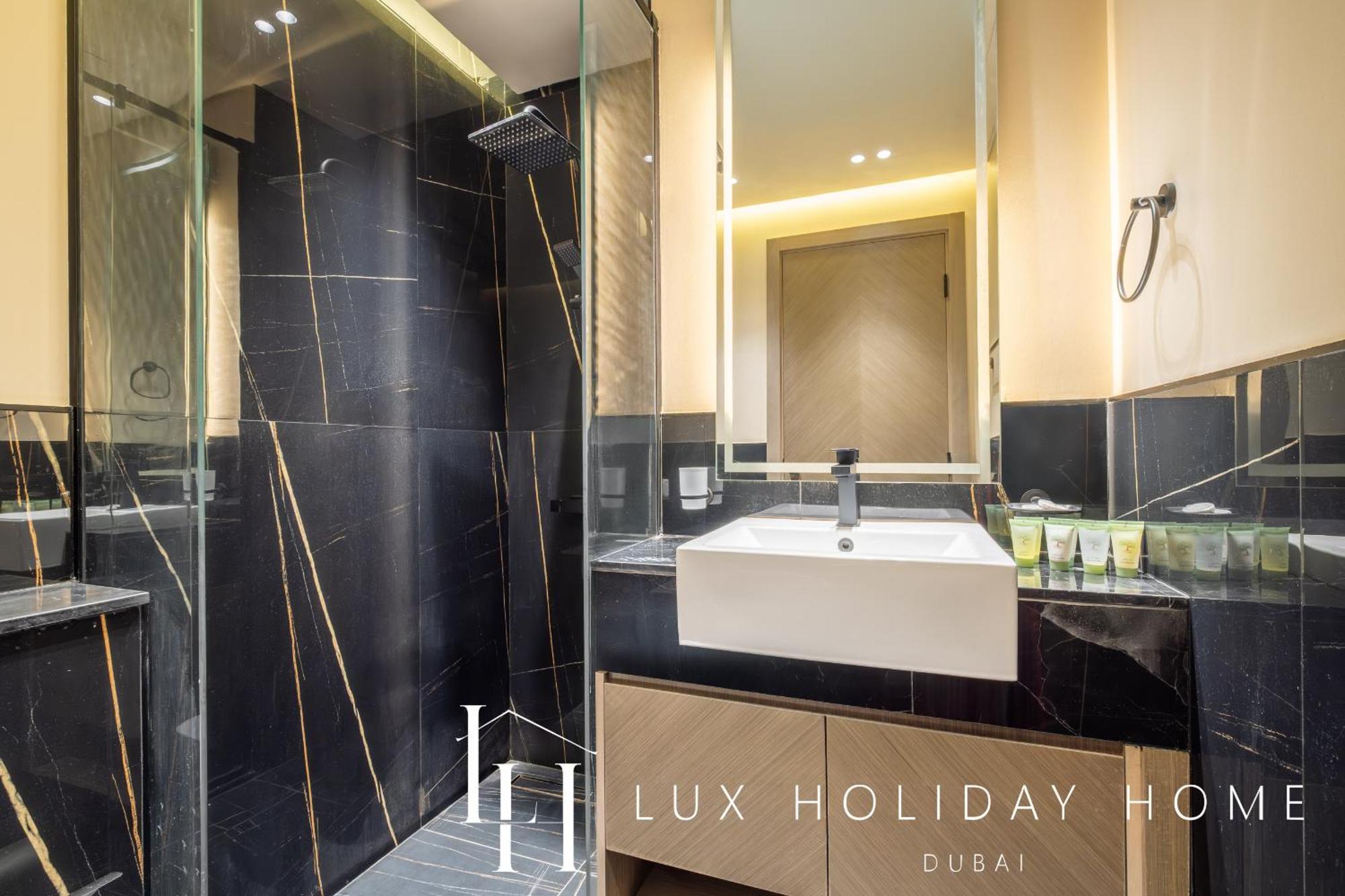 Lux The Modern Binghatti Canal 2 Apartment Dubai