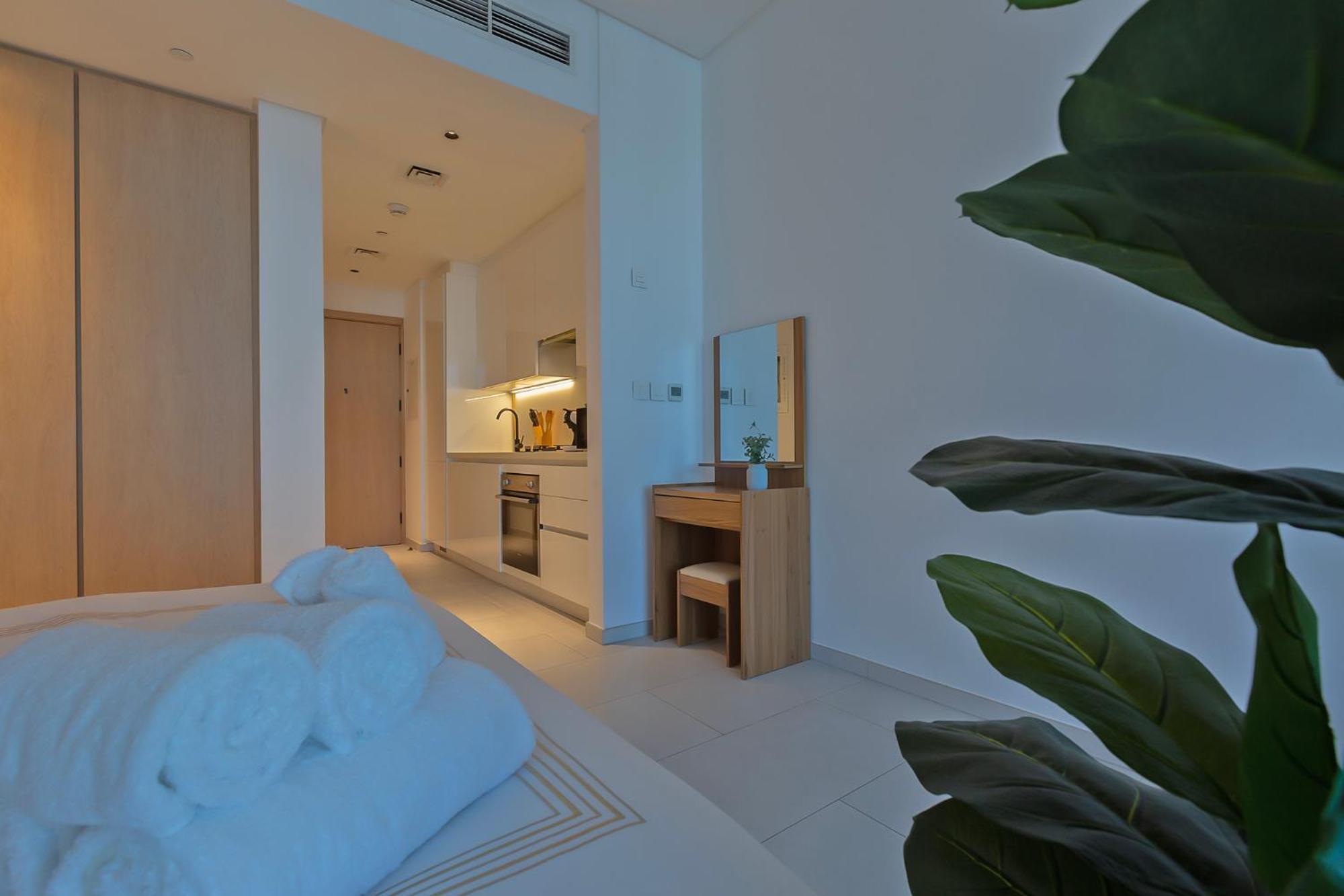 Burj & Beyond - Luxury With Burj Khalifa View Daire