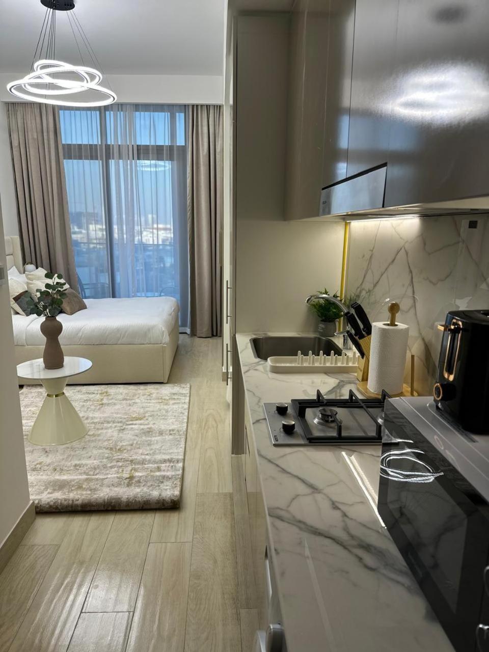 Luxury Near Burj Khalifa Apartment