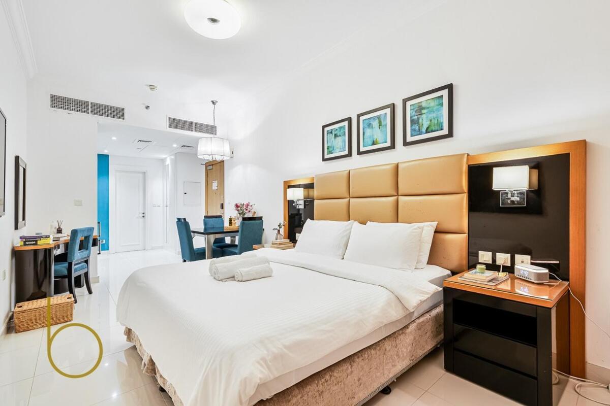 Bookable - Modern In Business Bay