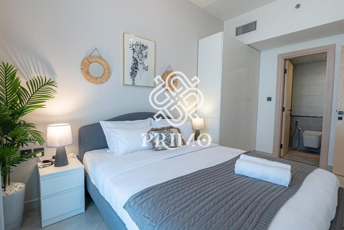 Elegant1-Bedroom Apartment For Rent At Al Jaddaf Apartment *