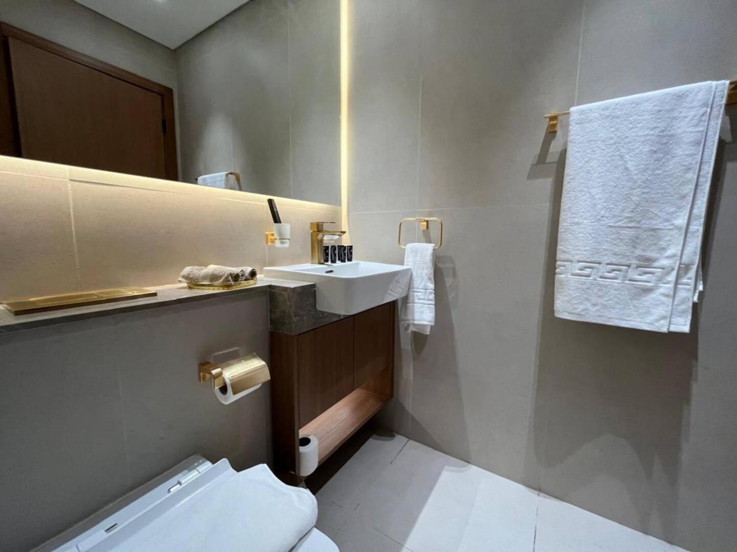 Apartment Curated Calm Elegant 1br In Jvc *
