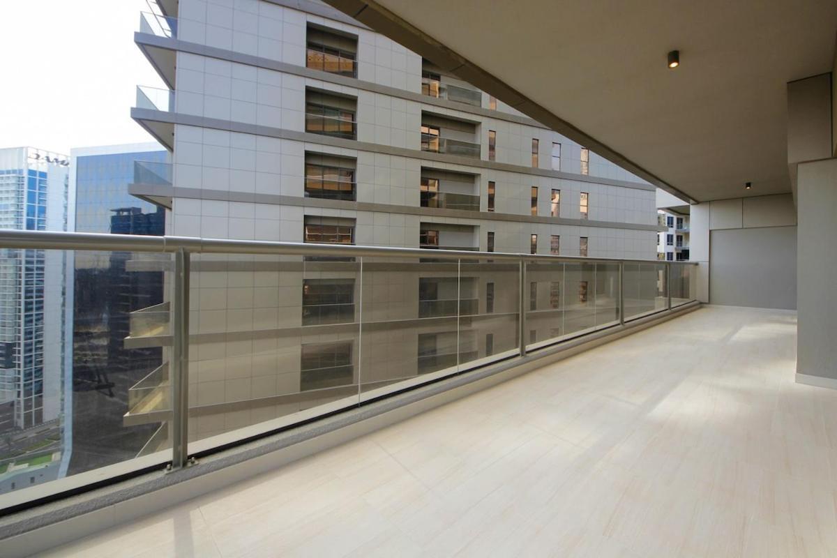 Stylish 2br Downtown Burj & Mall Nearby Apartment Dubai